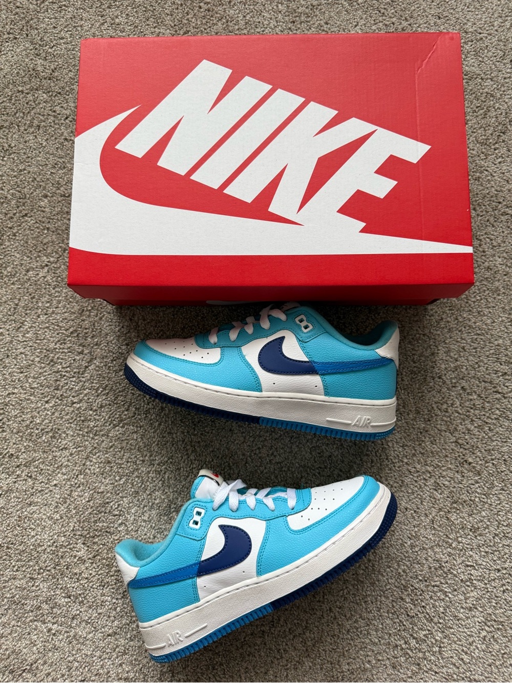 Nike Air Force 1 LV8 2 (DZ2660-100)
